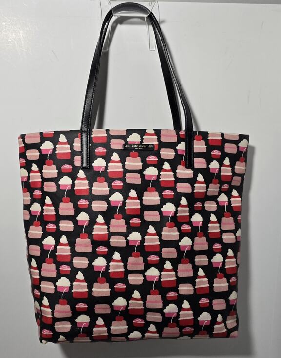 kate spade Handbags - Kate Spade New York Cupcake Tote Bag Take The Cake Bon Shopper